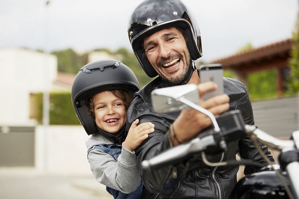 Elegir casco para motociclista: 3 Consejos para escoger